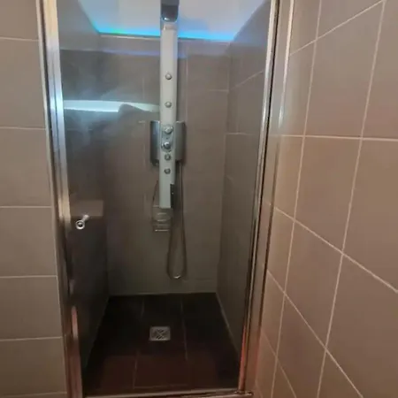 F2 Idealement Place Route Des Sanguinaires *